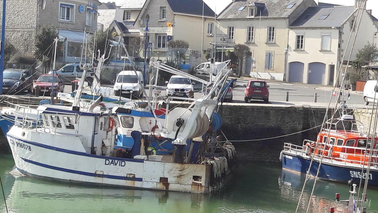 La Maison Du Postier Port-en-Bessin-Huppain Eksteriør billede